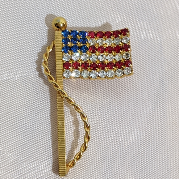 Jewelry Vintage United State Flag Rhinestone Brooch Red White and Blue